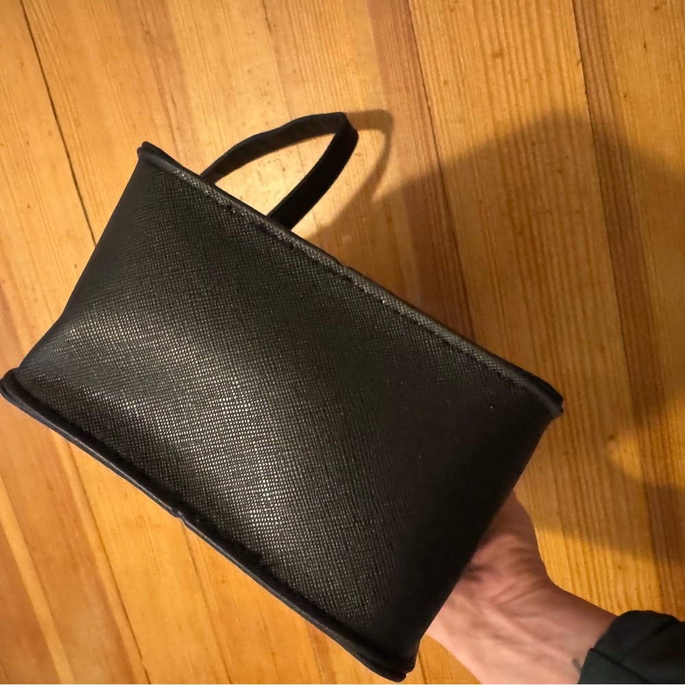 Black Crossbody Beetlejuice Style Coffin Bag "Never Trust The Living" ⚰️ - Picture 4 of 6
